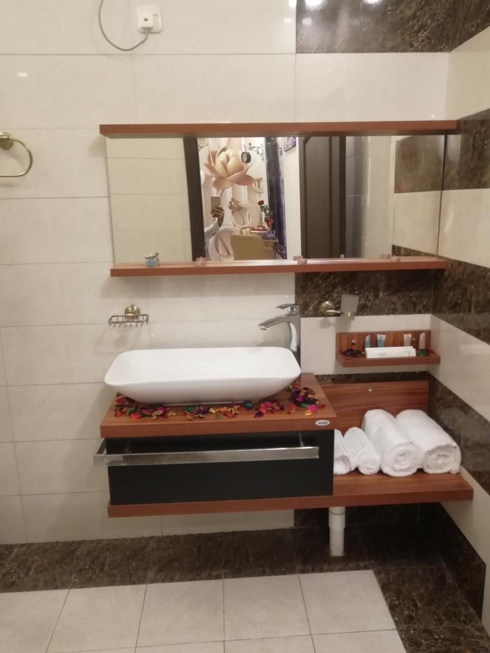 Al Worod Al Thahabia Chalets Abha Buitenkant foto