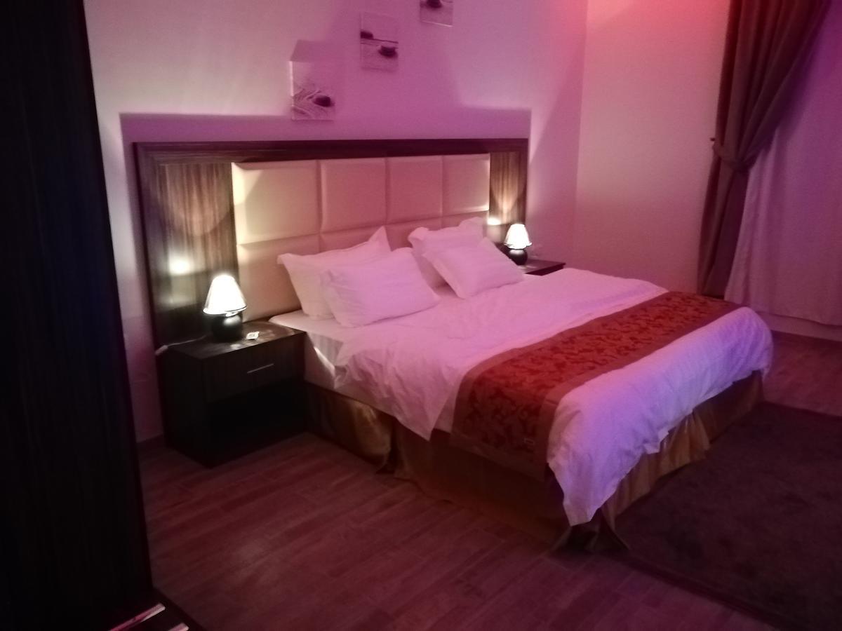 Al Worod Al Thahabia Chalets Abha Buitenkant foto